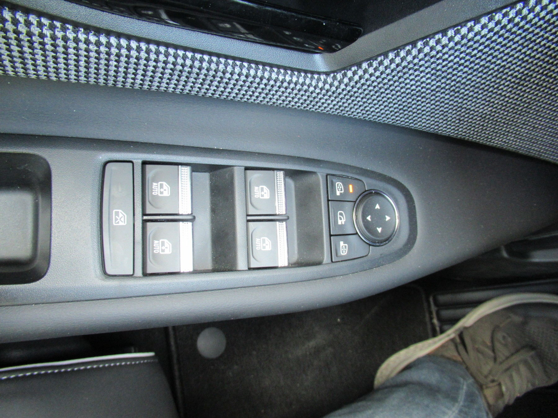 Bild 21 - R 4 E-Tech elektrisch Iconic 150 Comfort Range
