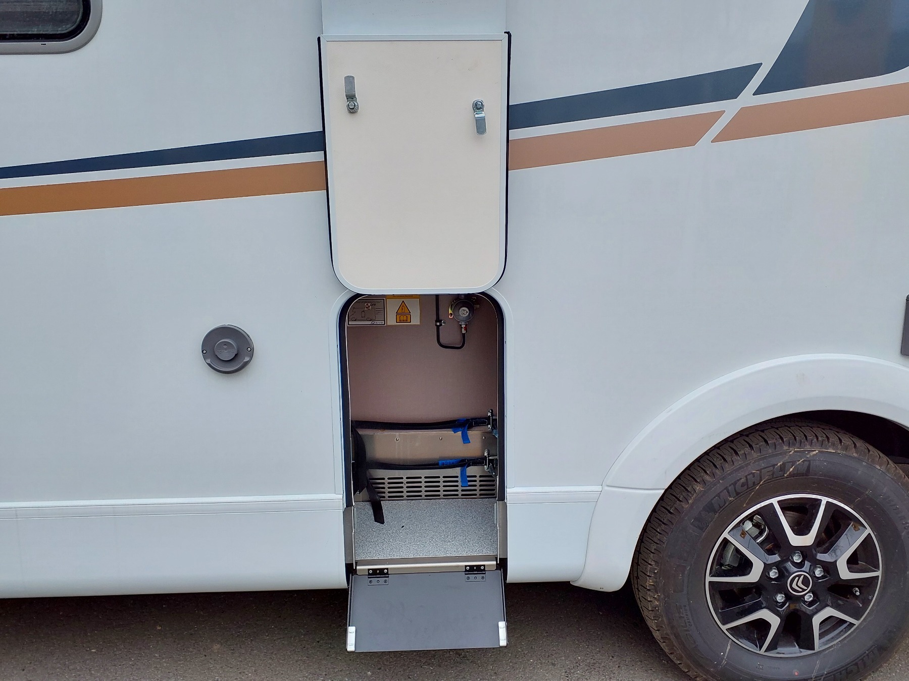 Bild 11 - Lyseo Limited T / IT 660