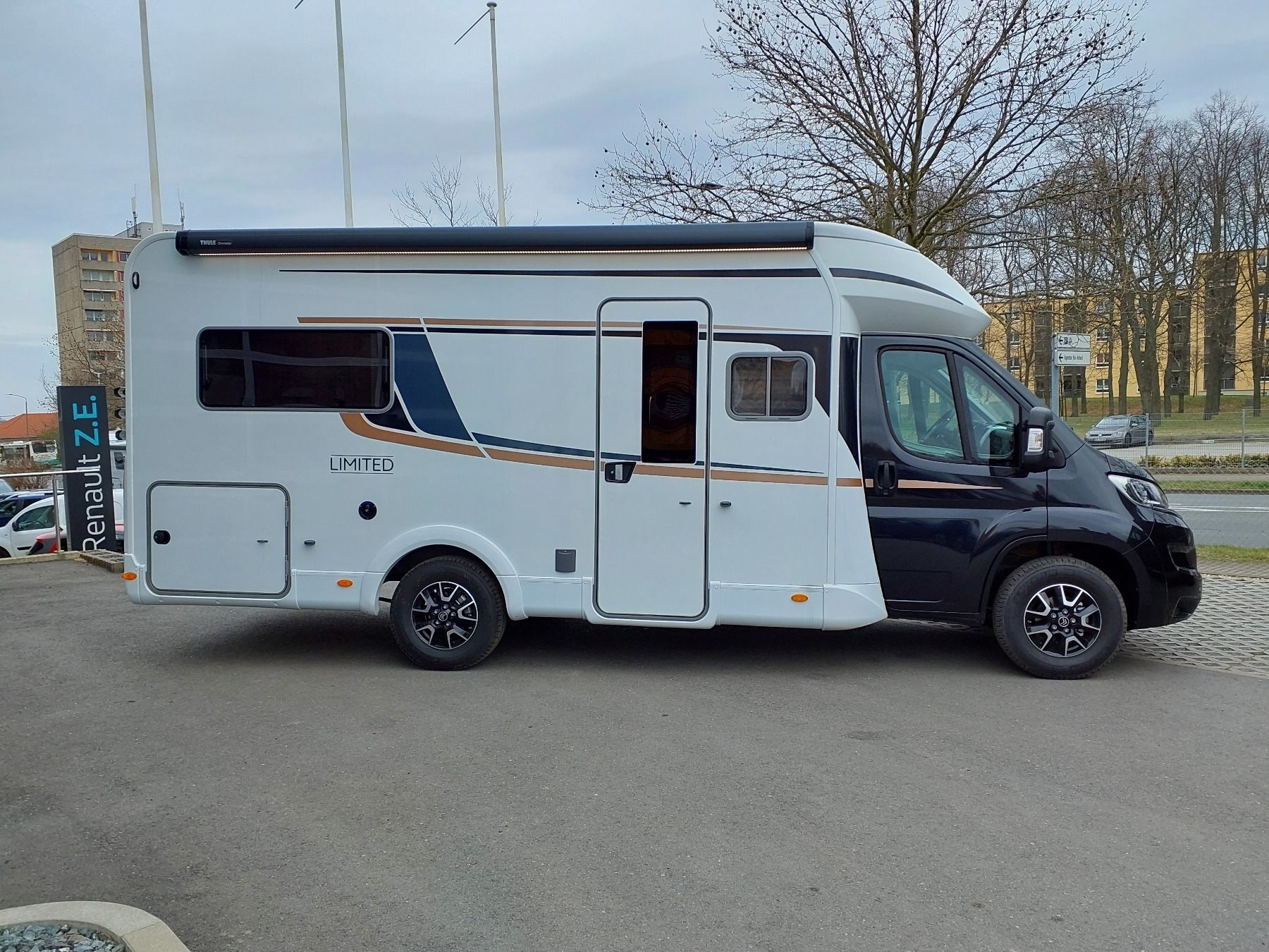 Bild 4 - Lyseo Limited T / IT 660