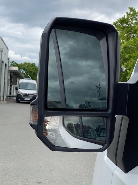 Bild 26 - Master advance L3H2 3,5t Blue dC Kastenwagen