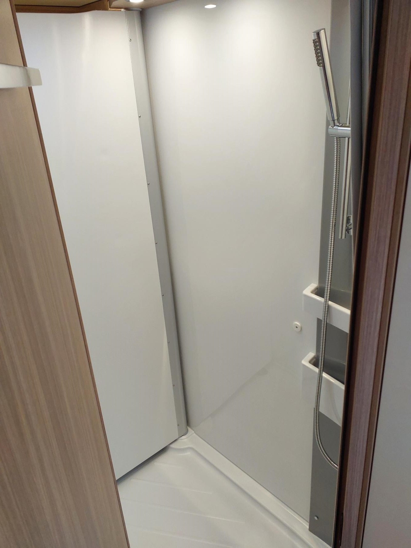 Bild 23 - Lyseo Limited T 660