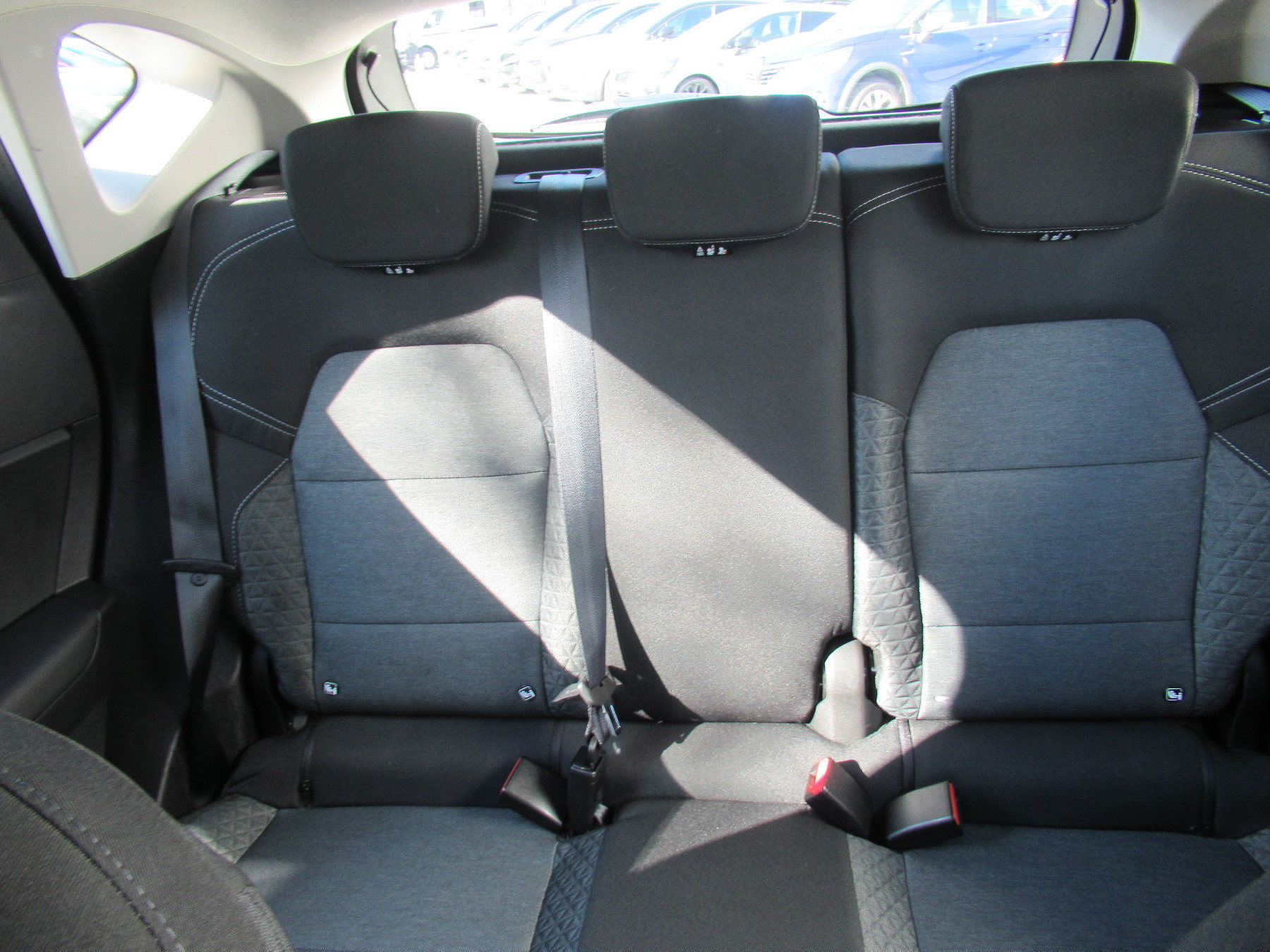 Bild 12 - Captur EVOLUTION TCe 90 ABS Fahrerairbag ESP