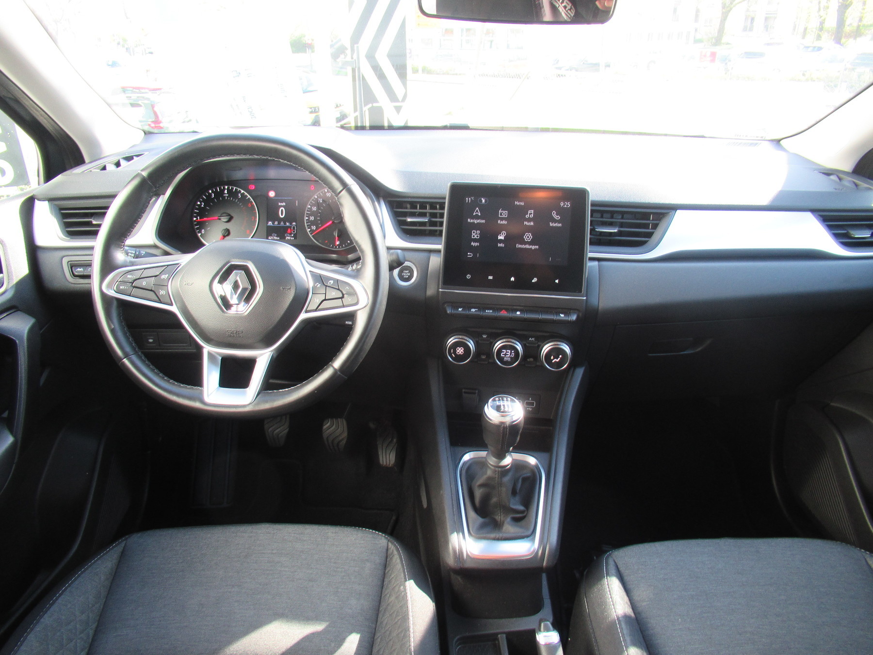 Bild 13 - Captur EVOLUTION TCe 90 ABS Fahrerairbag ESP