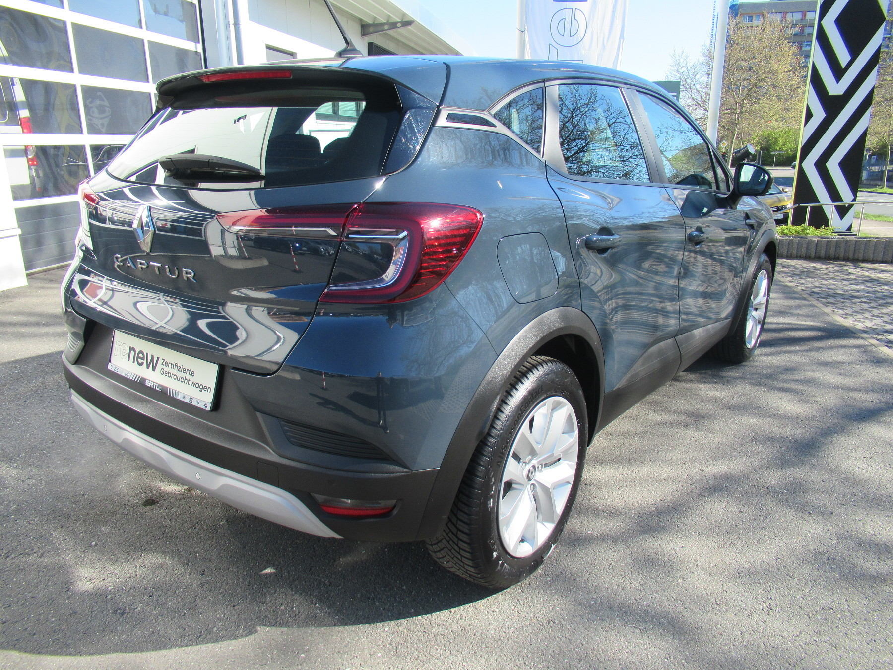 Bild 23 - Captur EVOLUTION TCe 90 ABS Fahrerairbag ESP