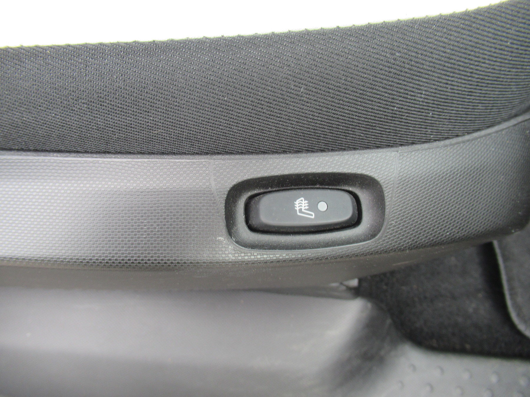 Bild 11 - Twingo E-TECH 100% el. INTENS ESP Regensensor
