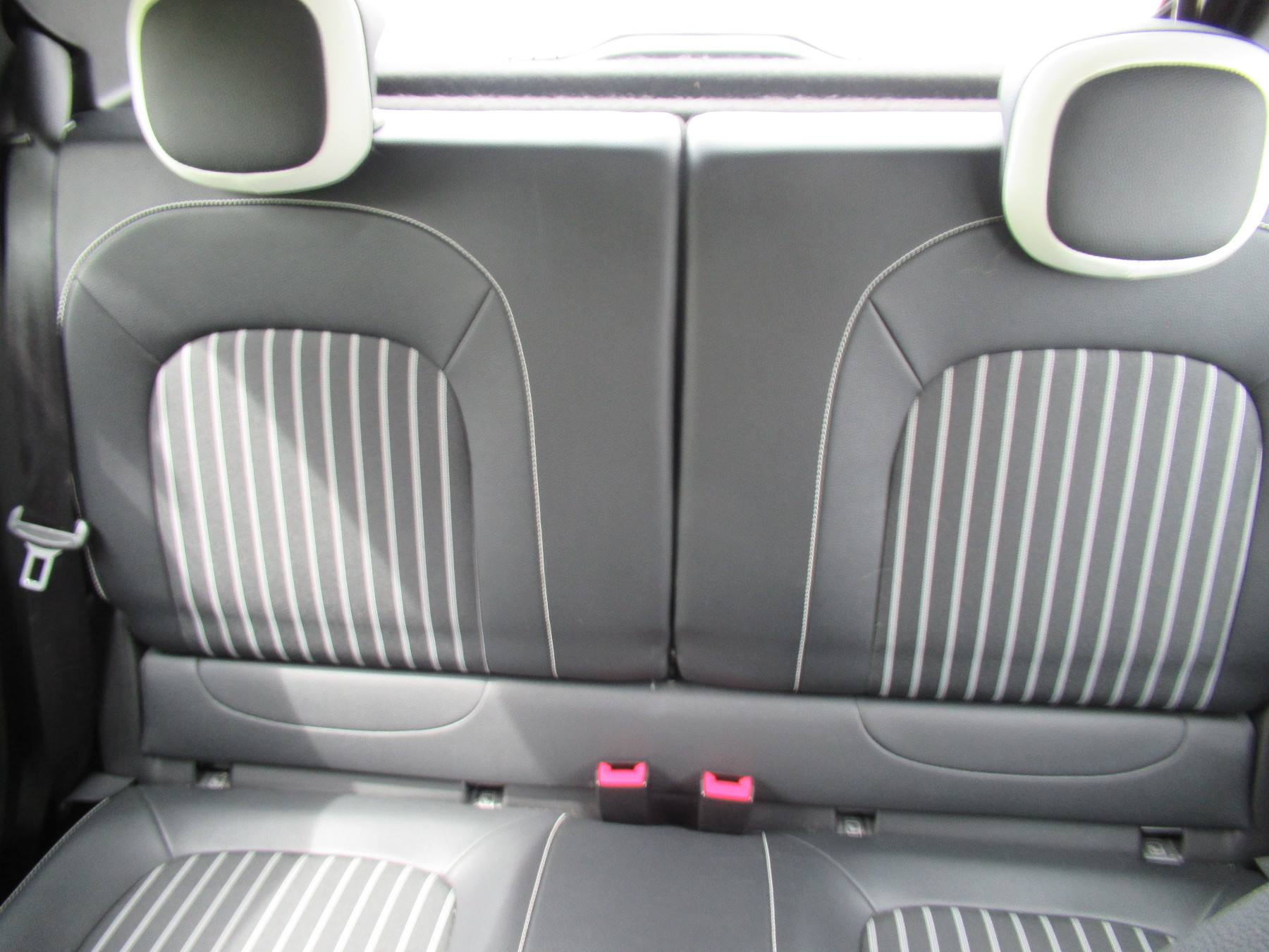Bild 17 - Twingo E-TECH 100% el. INTENS ESP Regensensor