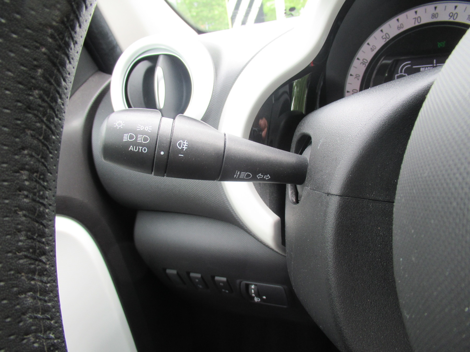 Bild 31 - Twingo E-TECH 100% el. INTENS ESP Regensensor