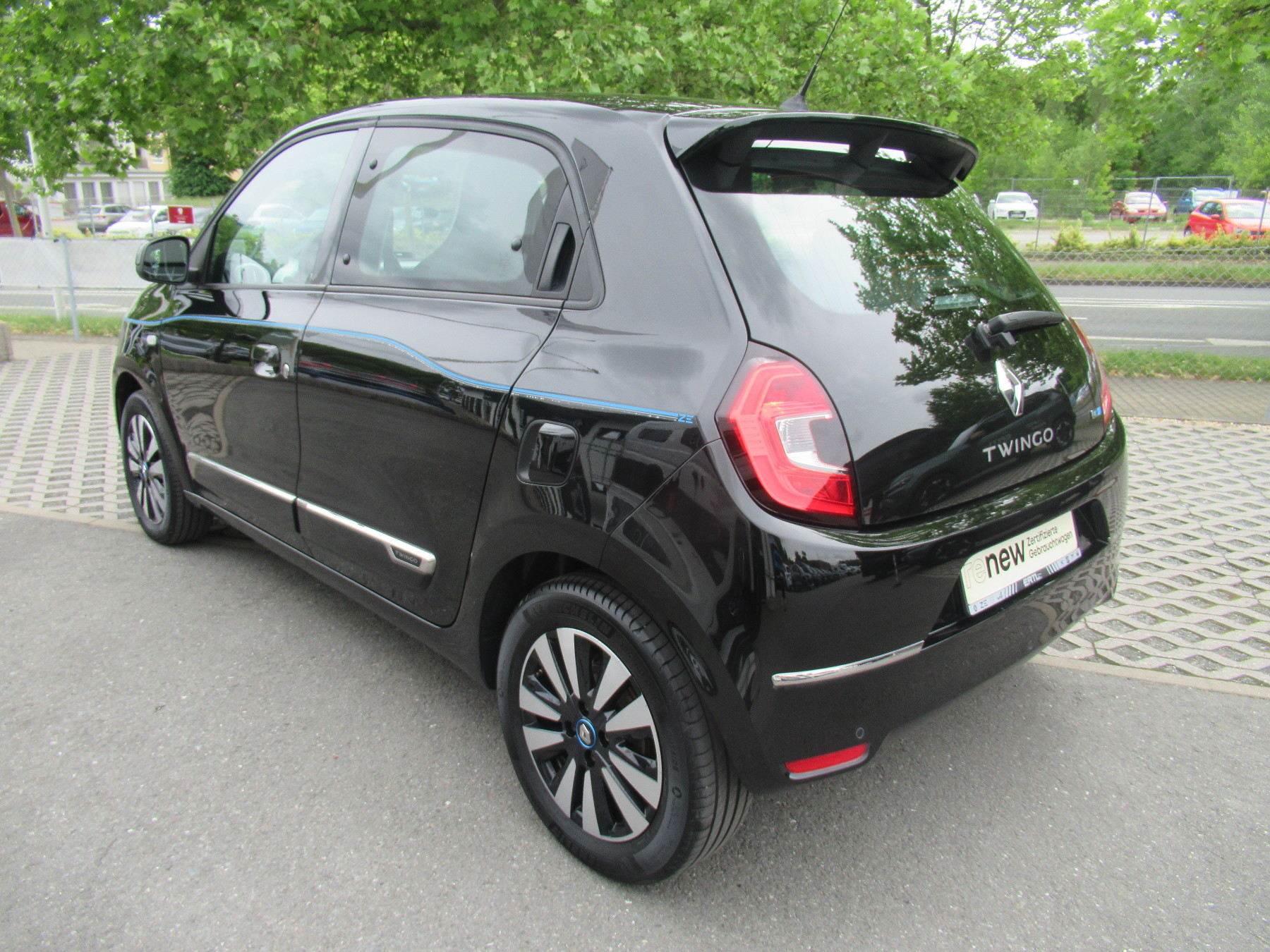 Bild 5 - Twingo E-TECH 100% el. INTENS ESP Regensensor