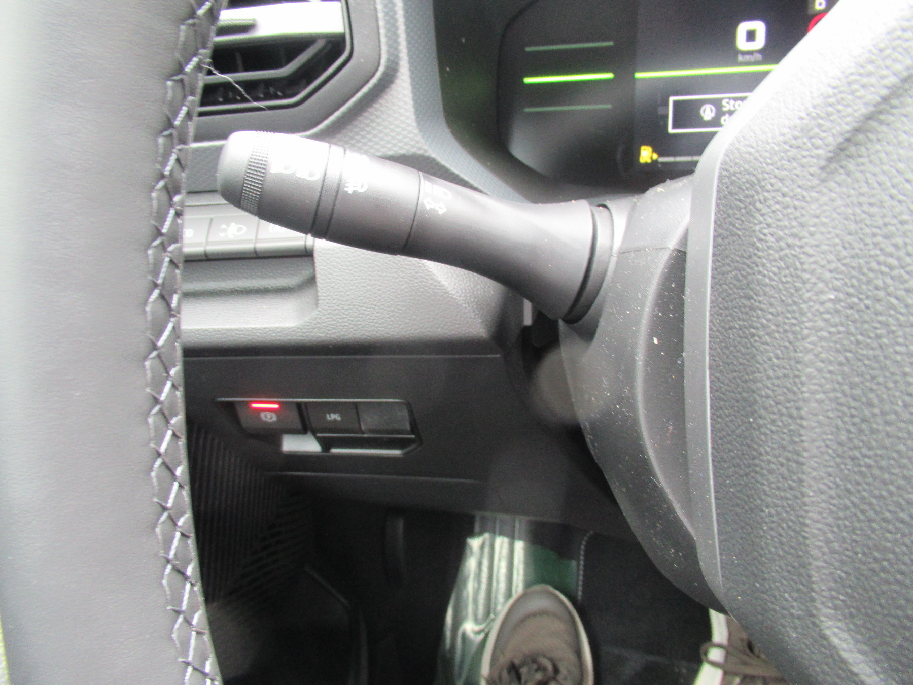 Bild 13 - Twingo E-TECH elektrisch Techno 80hp Urban Range