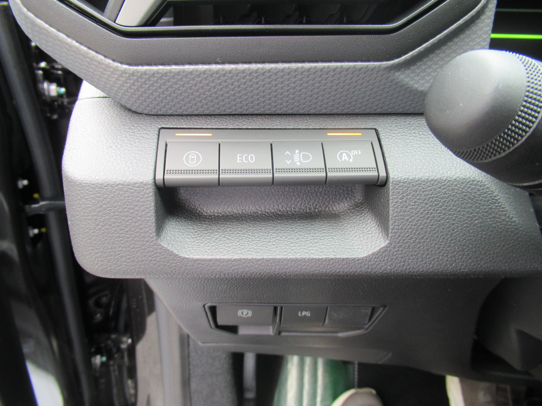 Bild 14 - Twingo E-TECH elektrisch Techno 80hp Urban Range