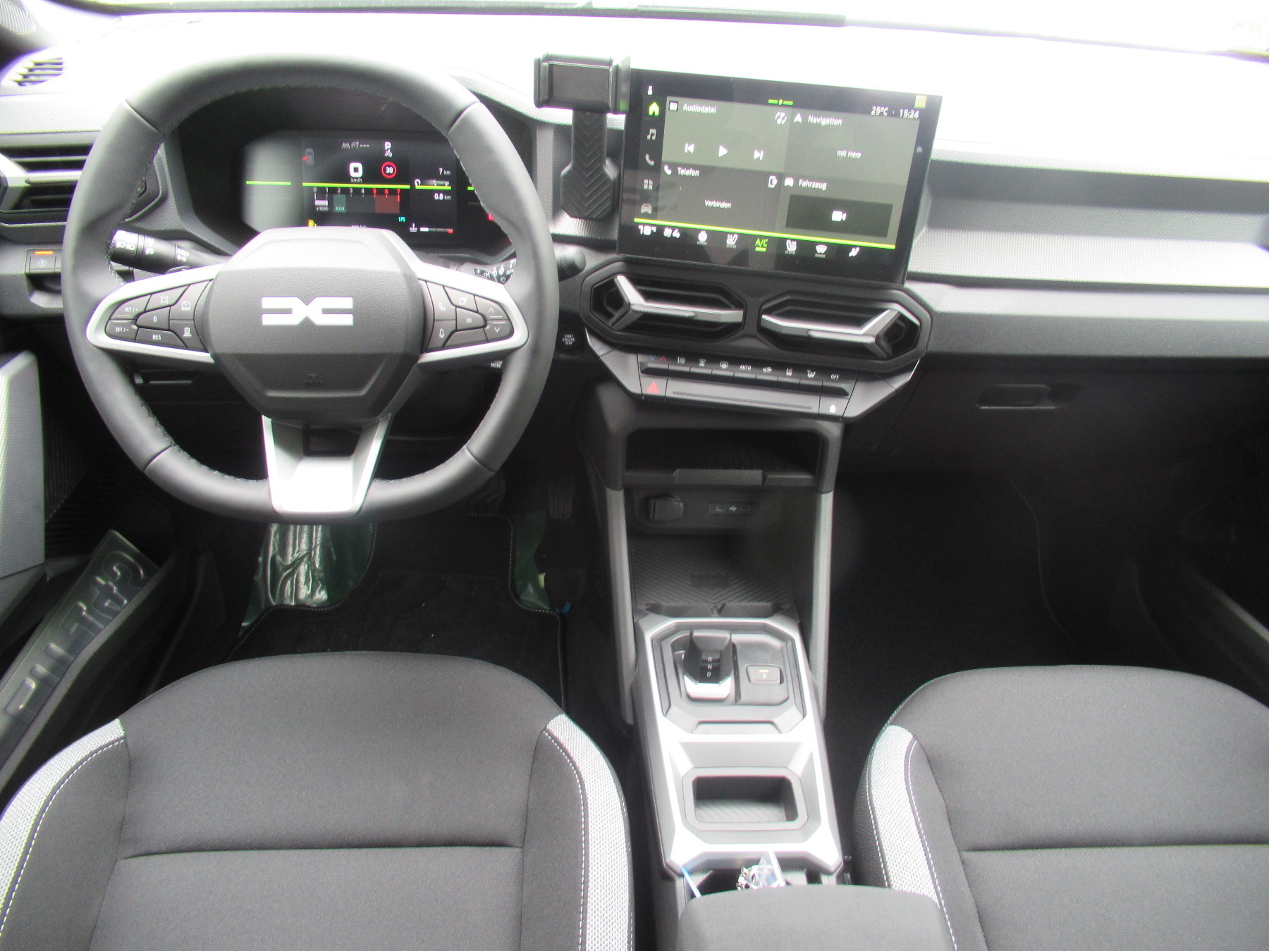 Bild 15 - Twingo E-TECH elektrisch Techno 80hp Urban Range