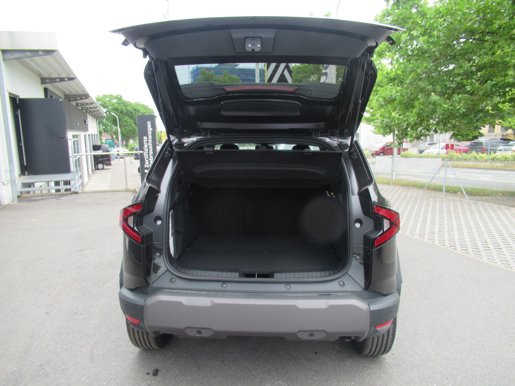 Bild 25 - Twingo E-TECH elektrisch Techno 80hp Urban Range