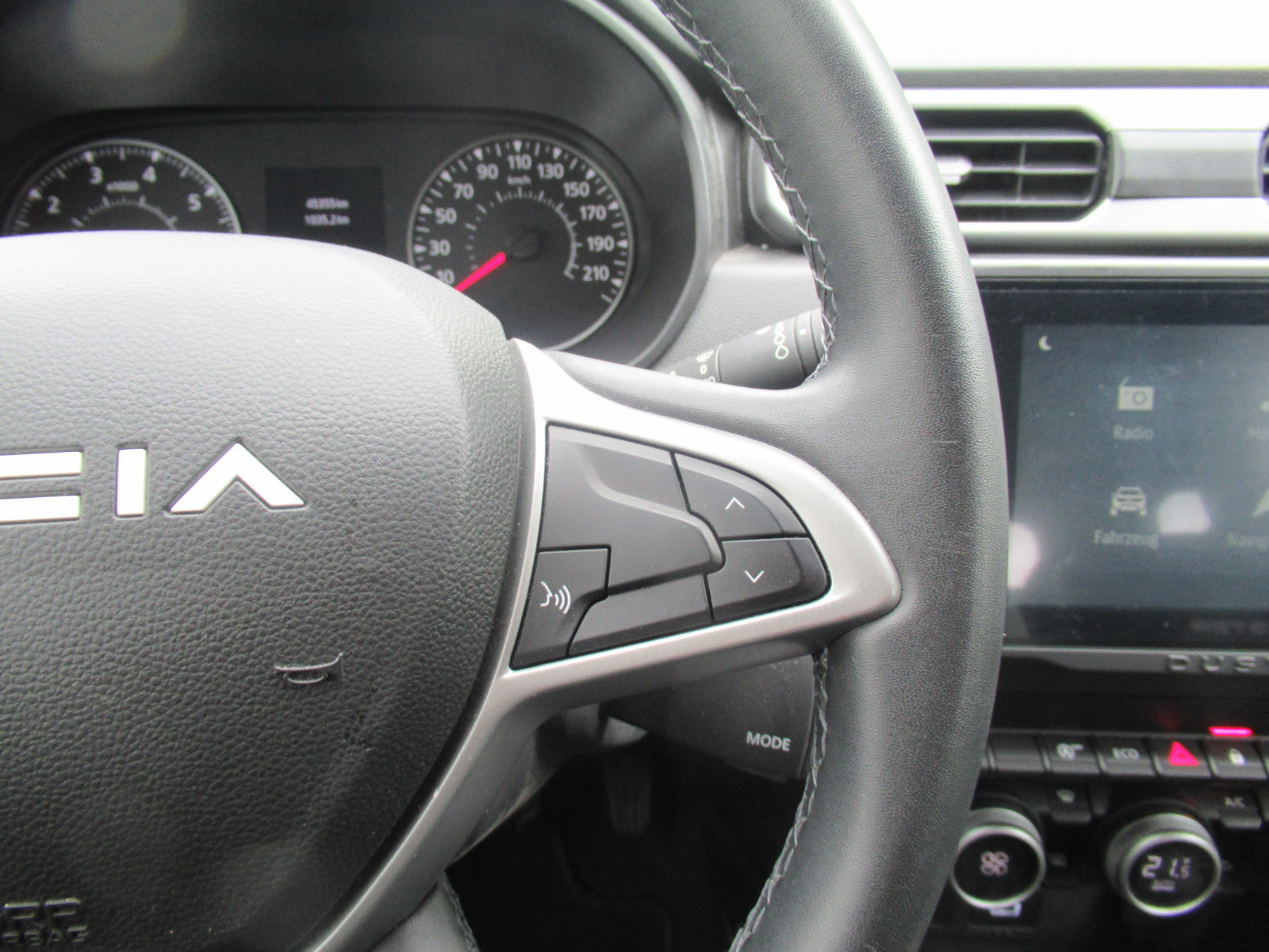 Bild 26 - Duster Journey +  TCe 130 ABS Fahrerairbag SERVO