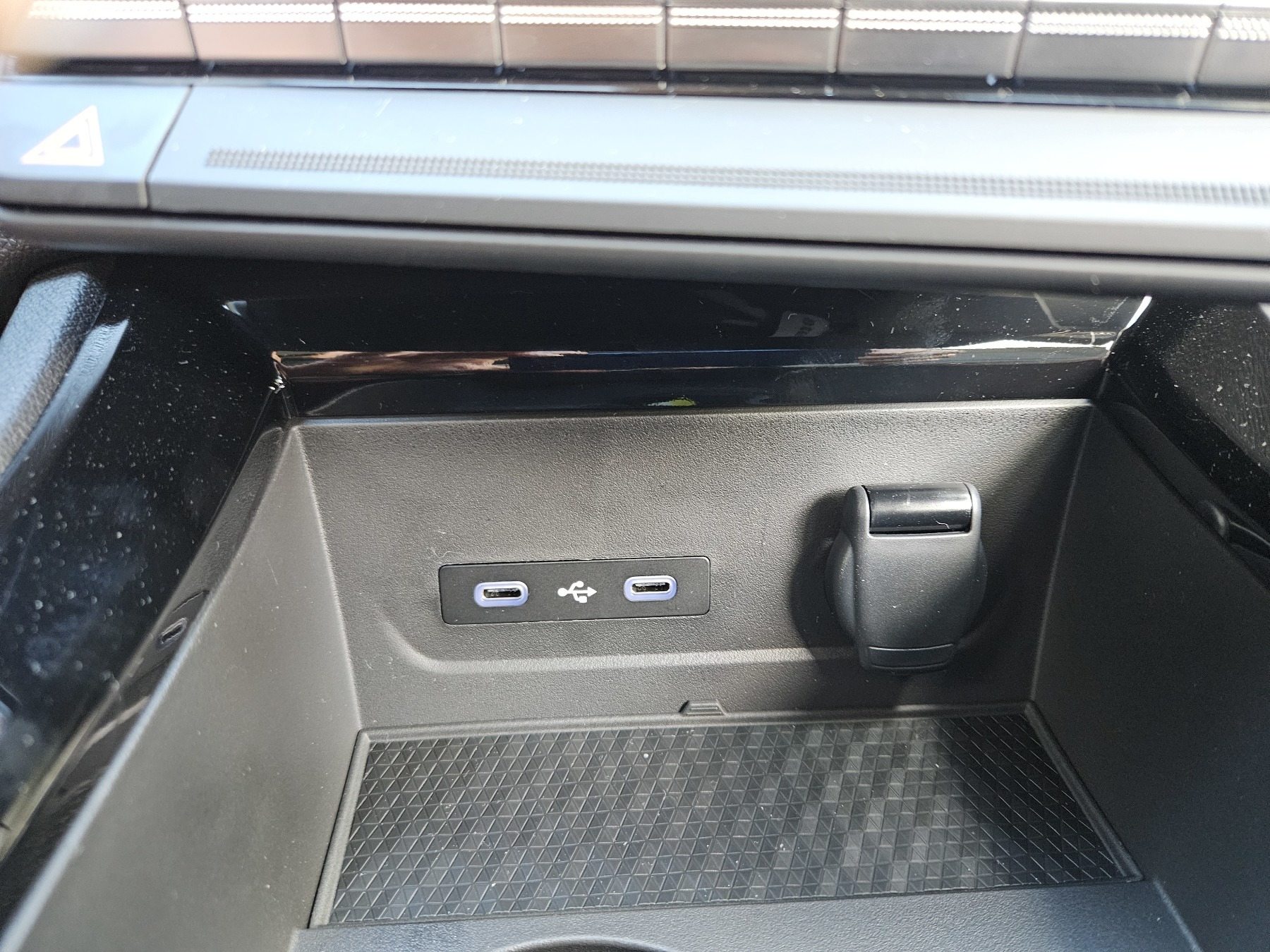 Bild 12 - TUCSON 1,6 GDI Prime Plug-In Hybrid 4WD ZV