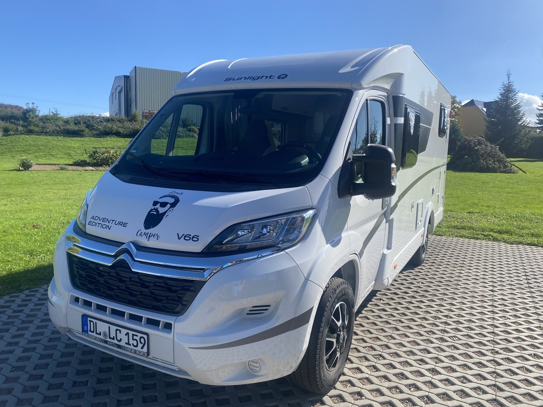 Bild 2 - A dventure V66