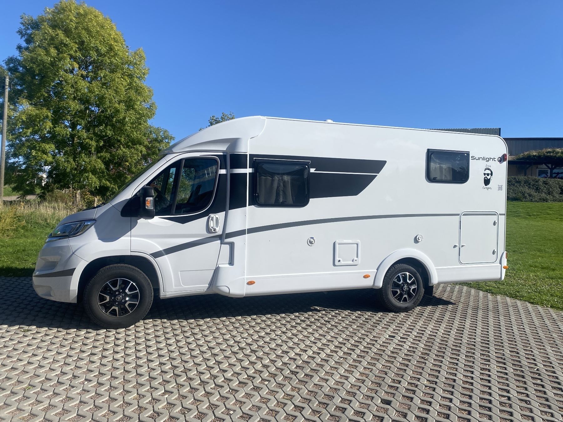 Bild 3 - A dventure V66