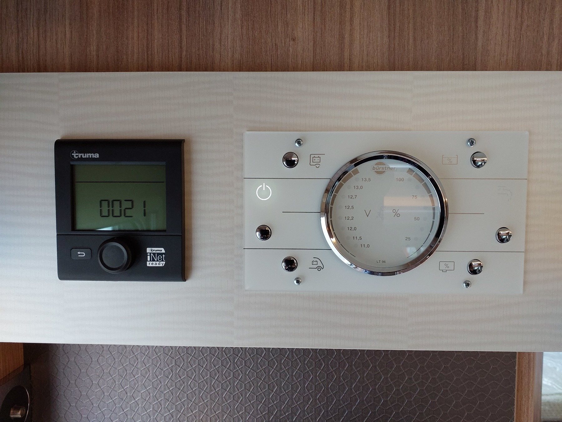 Bild 20 - Lyseo Limited T / IT 660