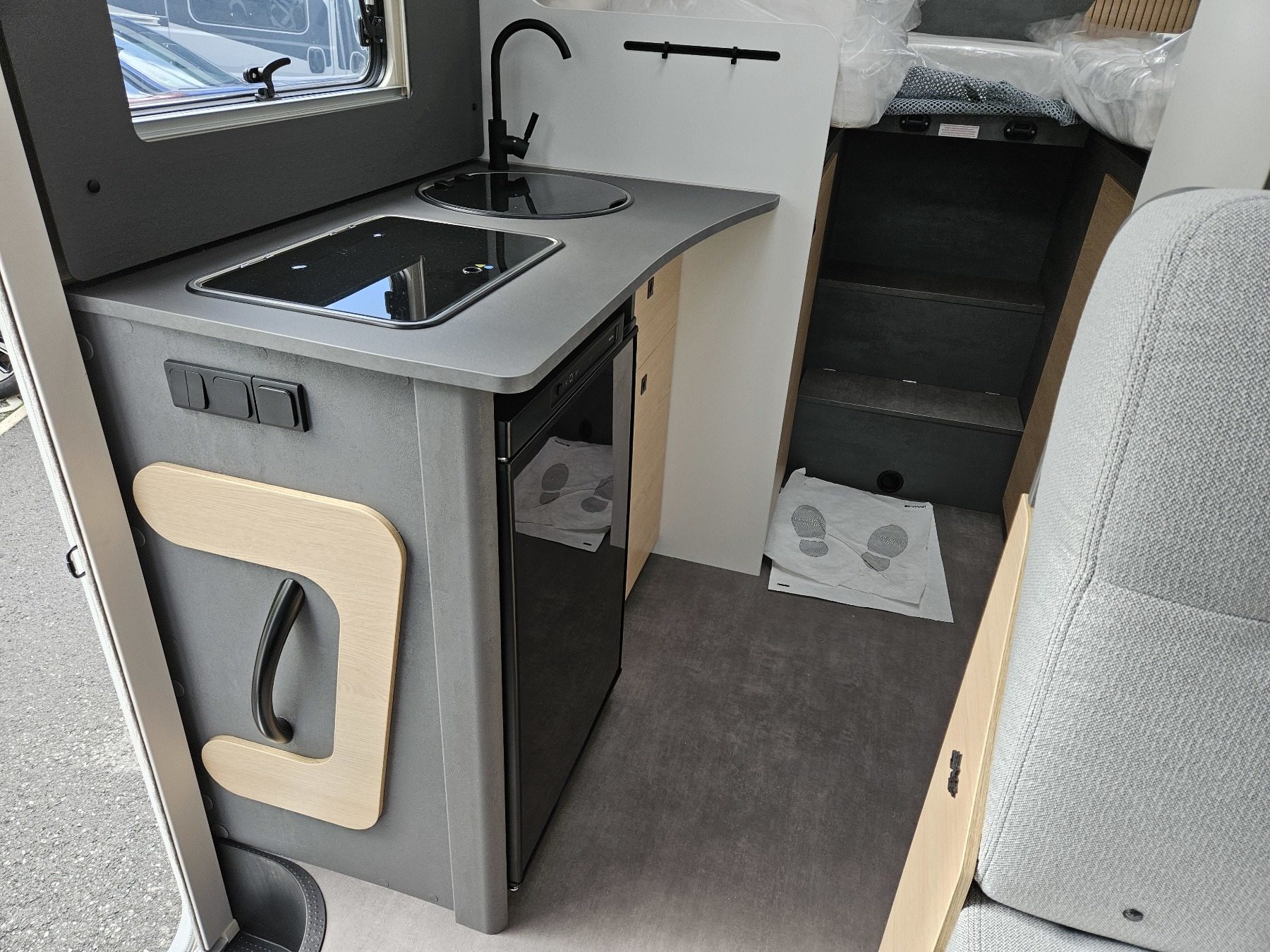 Bild 29 - Camp A 690 BS ESP SERVO 3. Bremsleuchte