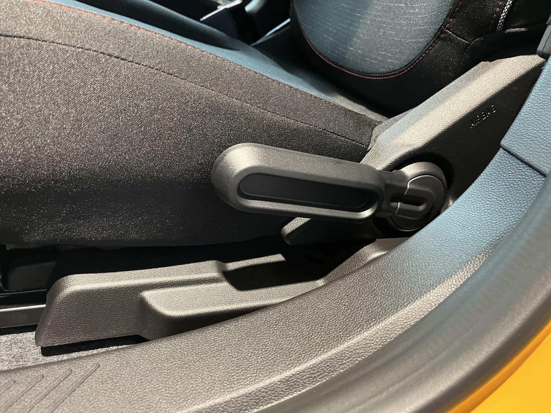 Bild 25 - Twingo E-TECH E-TECH Techno 80 Urban Range