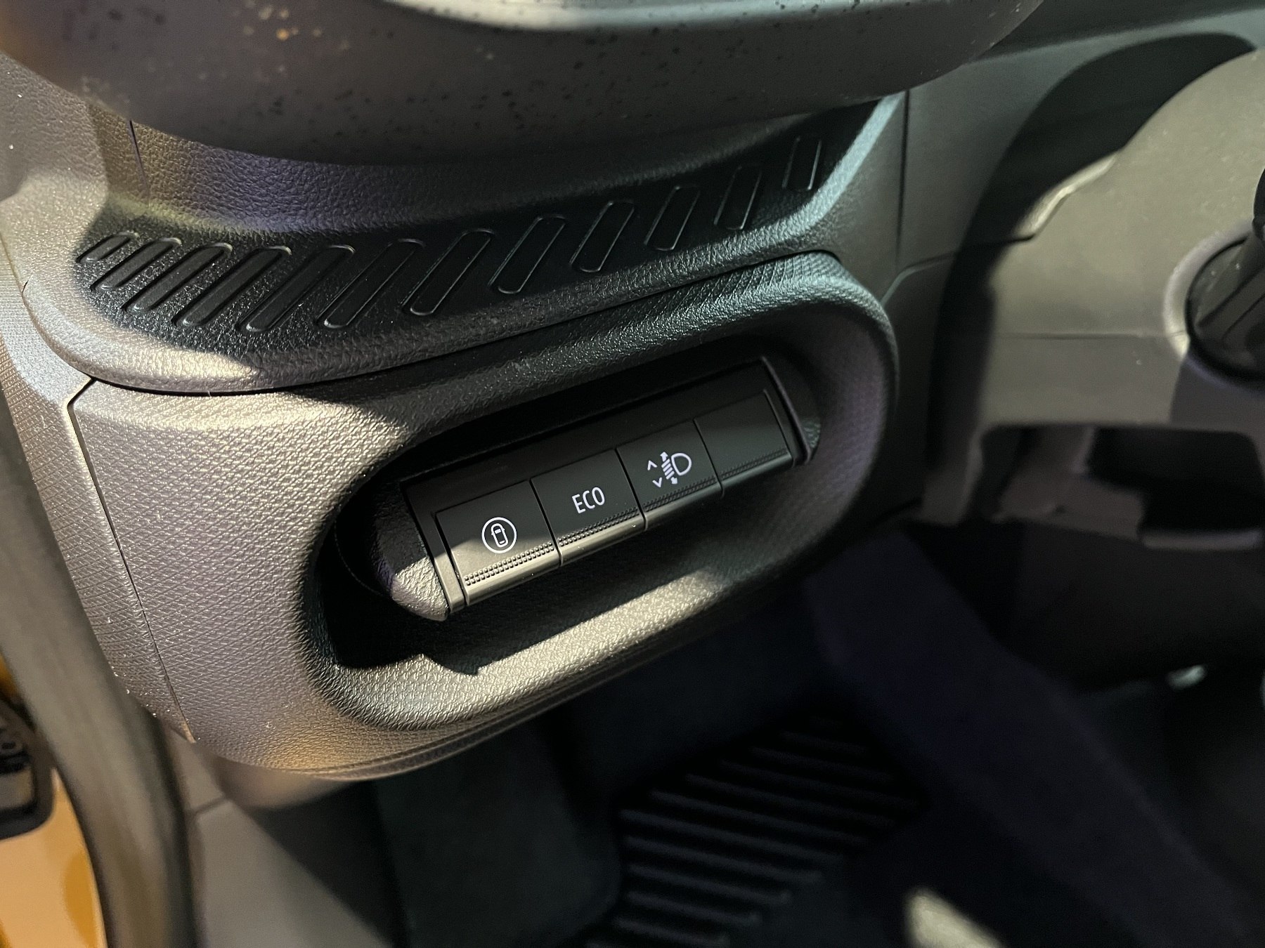 Bild 27 - Twingo E-TECH E-TECH Techno 80 Urban Range