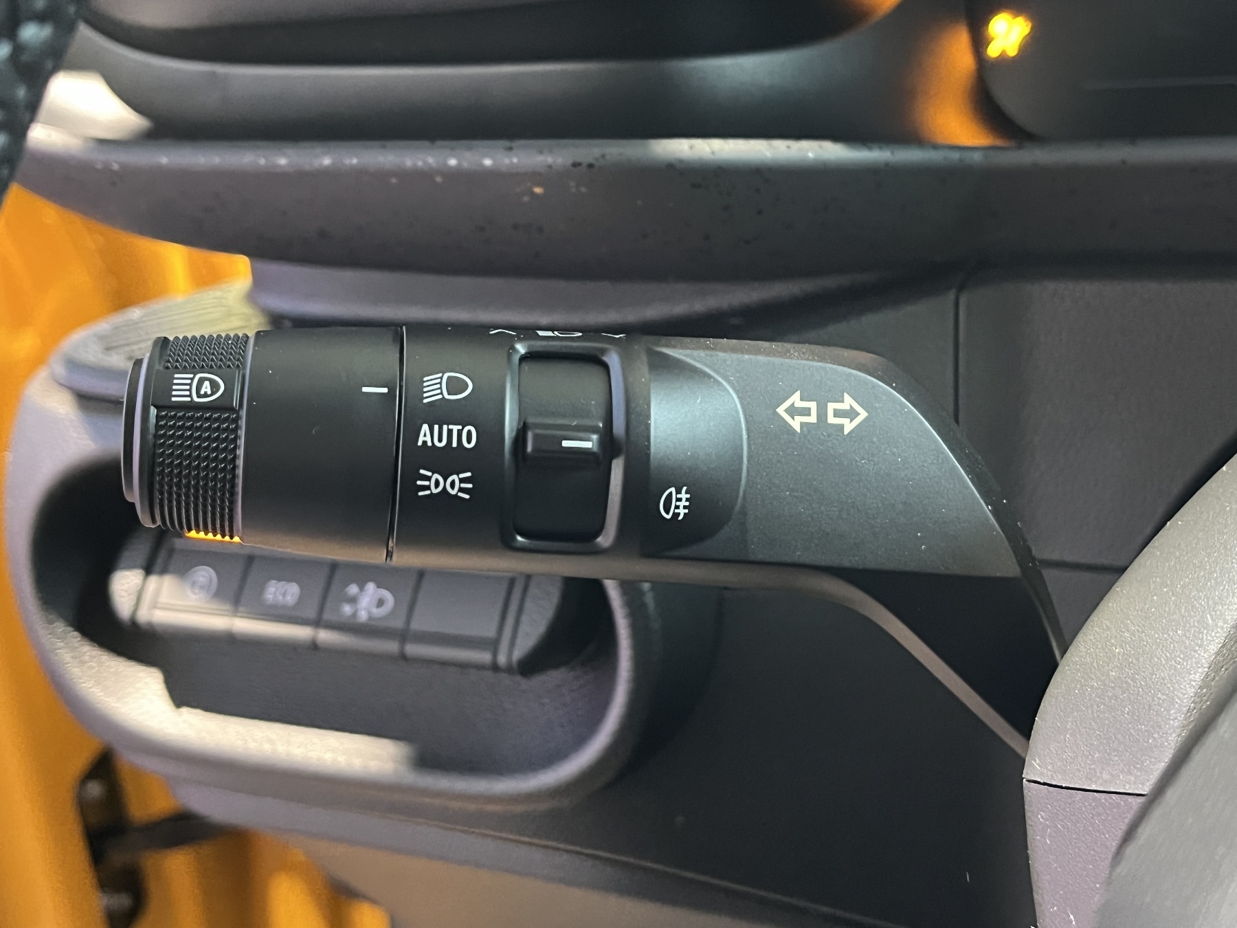 Bild 31 - Twingo E-TECH E-TECH Techno 80 Urban Range