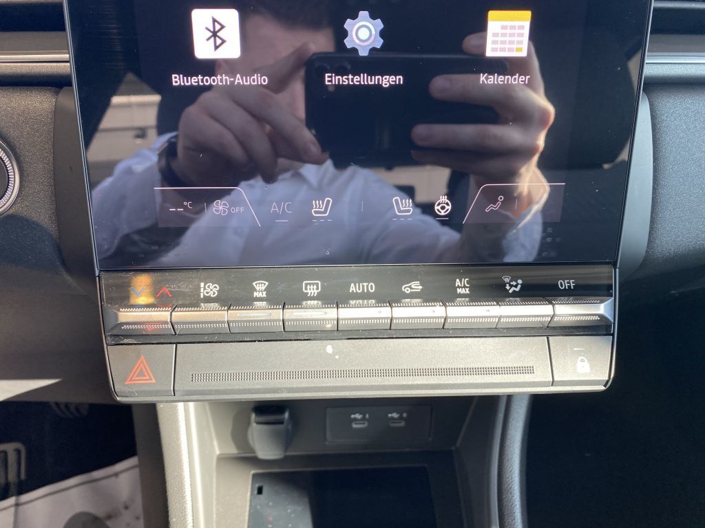 Bild 18 - Captur Techno Mild Hybrid 140