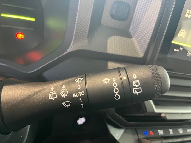 Bild 14 - Duster Journey hybrid-G 150 4x4