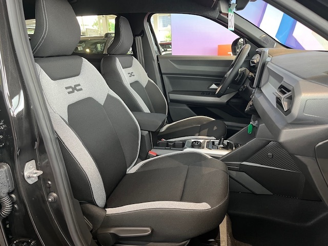 Bild 40 - Duster Journey hybrid-G 150 4x4
