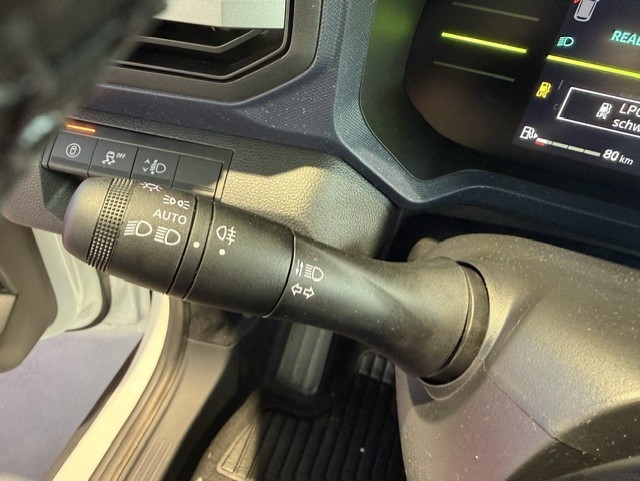 Bild 18 - Duster Expression hybrid-G 150 4x4