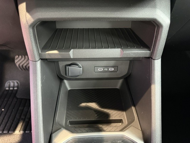 Bild 25 - Duster Expression hybrid-G 150 4x4