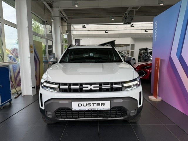 Bild 3 - Duster Expression hybrid-G 150 4x4