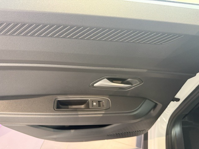 Bild 32 - Duster Expression hybrid-G 150 4x4