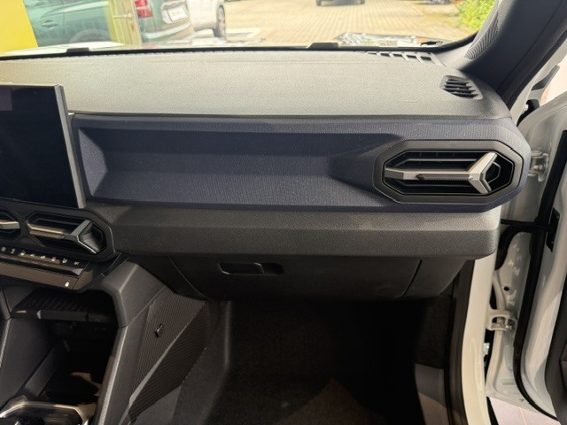 Bild 43 - Duster Expression hybrid-G 150 4x4