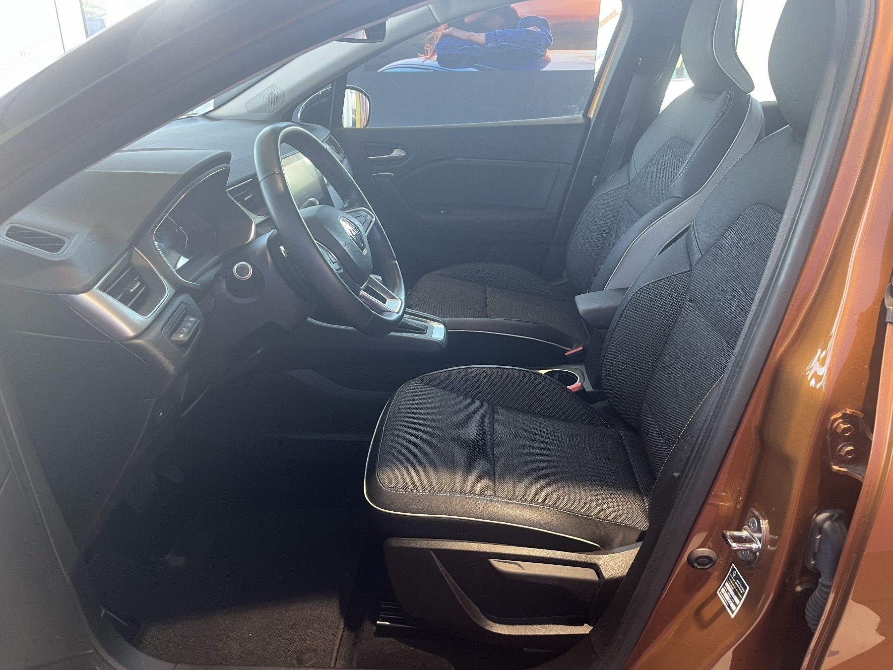 Bild 13 - Captur INTENS TCe 140 EDC
