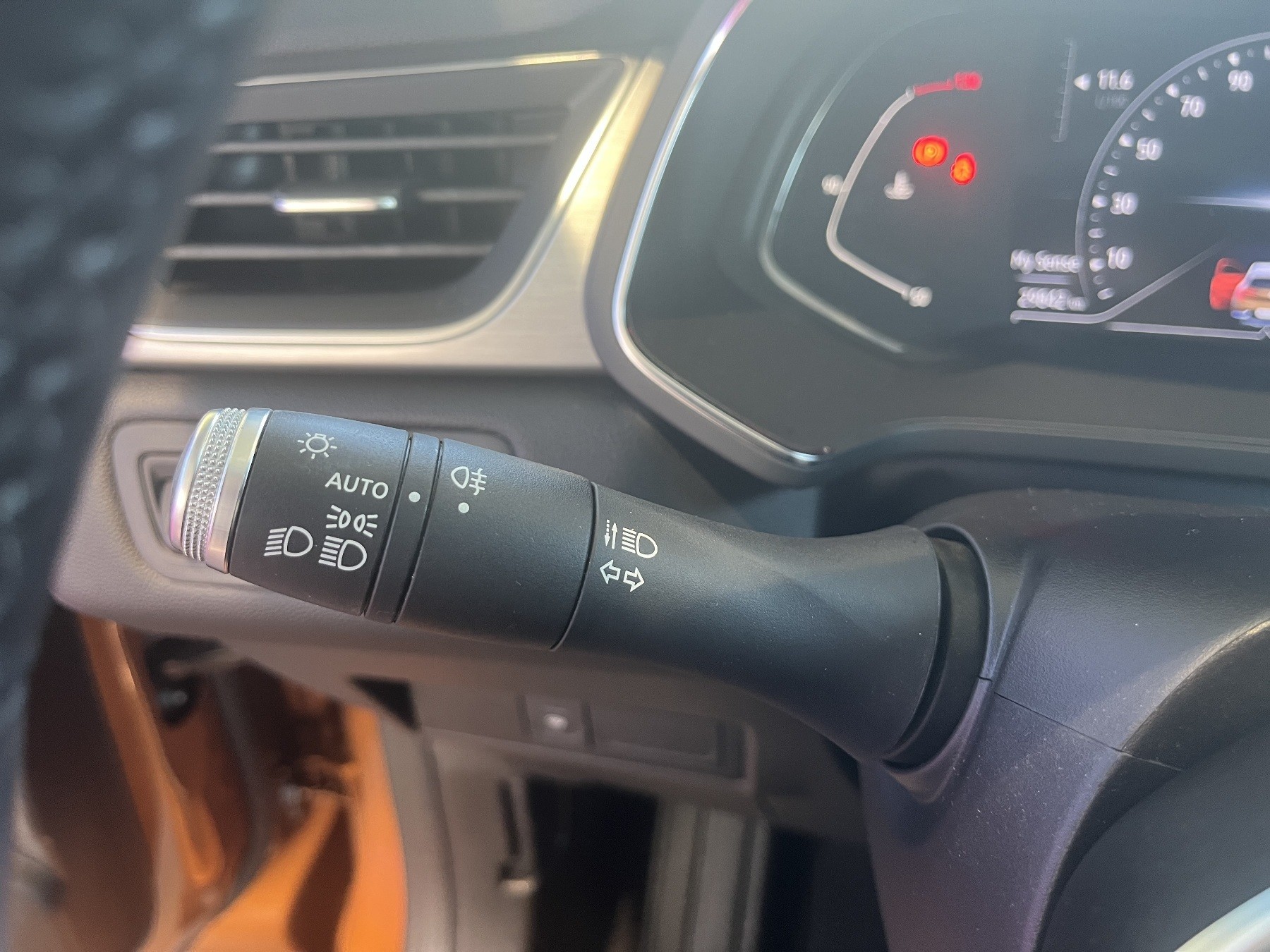 Bild 22 - Captur INTENS TCe 140 EDC