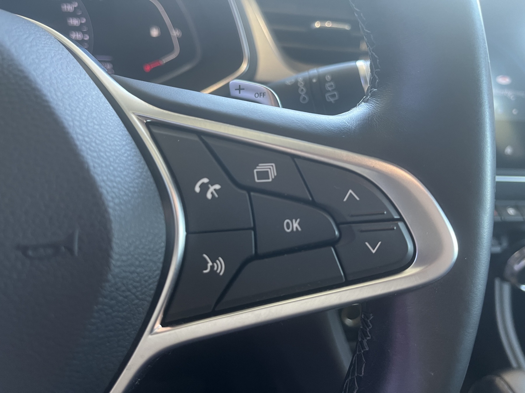 Bild 26 - Captur INTENS TCe 140 EDC