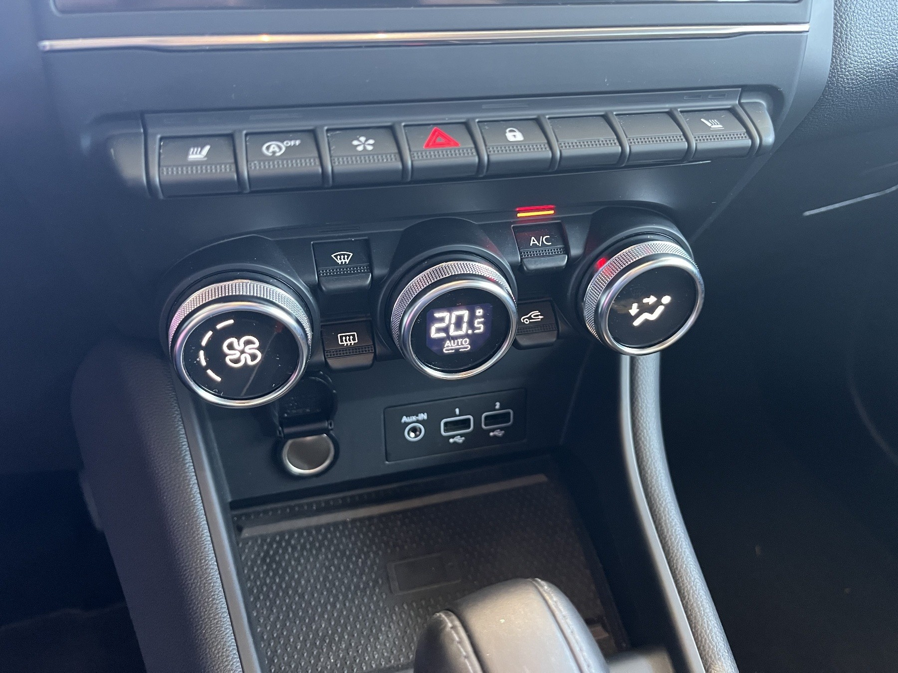 Bild 32 - Captur INTENS TCe 140 EDC
