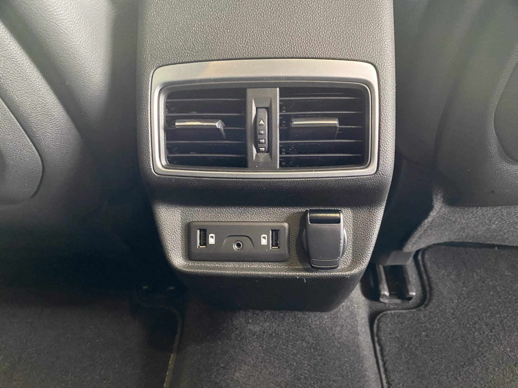 Bild 11 - Koleos TECHNO TCe 160 EDC