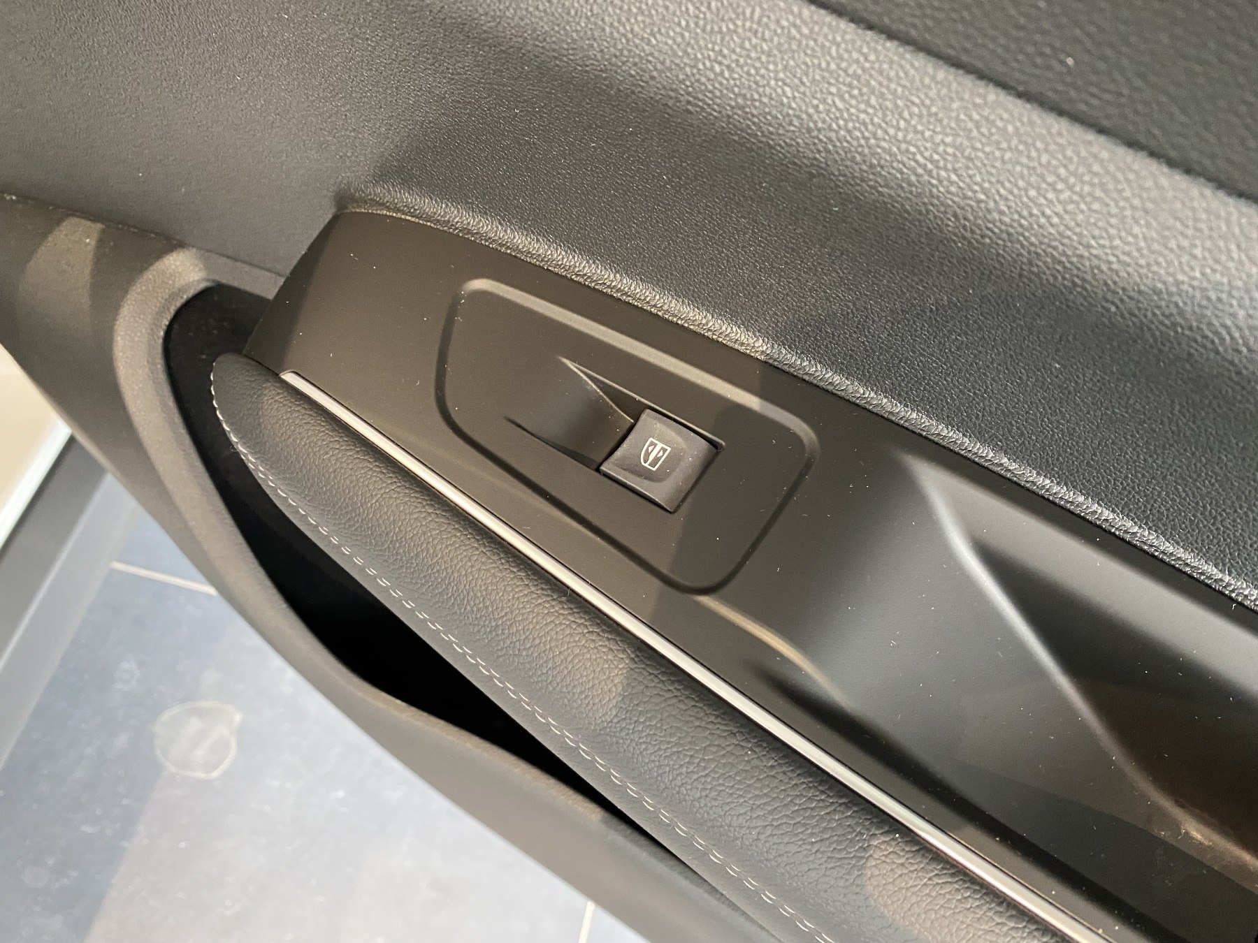 Bild 7 - Koleos TECHNO TCe 160 EDC