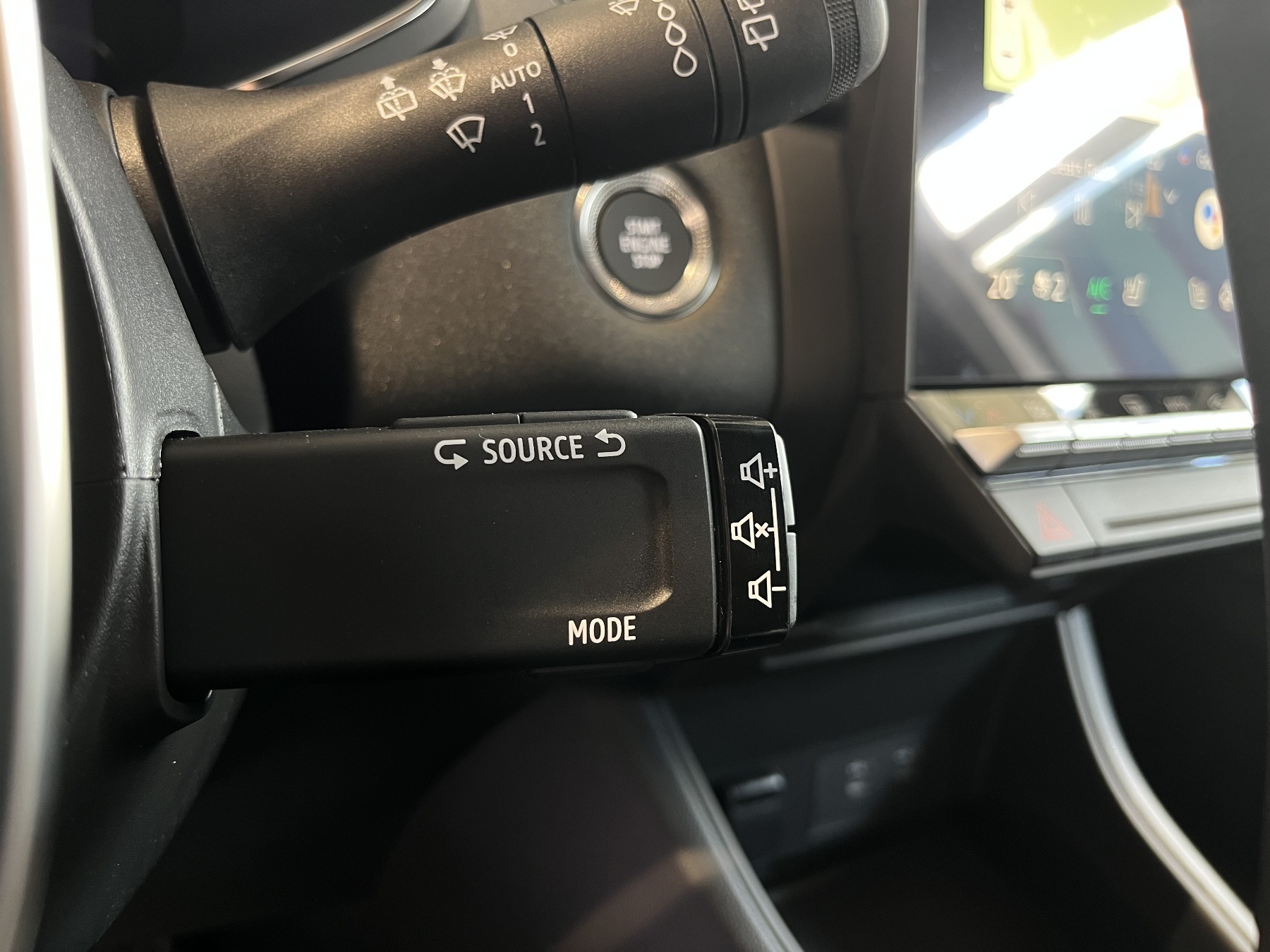 Bild 28 - Captur Techno Full Hybrid E-Tech 160