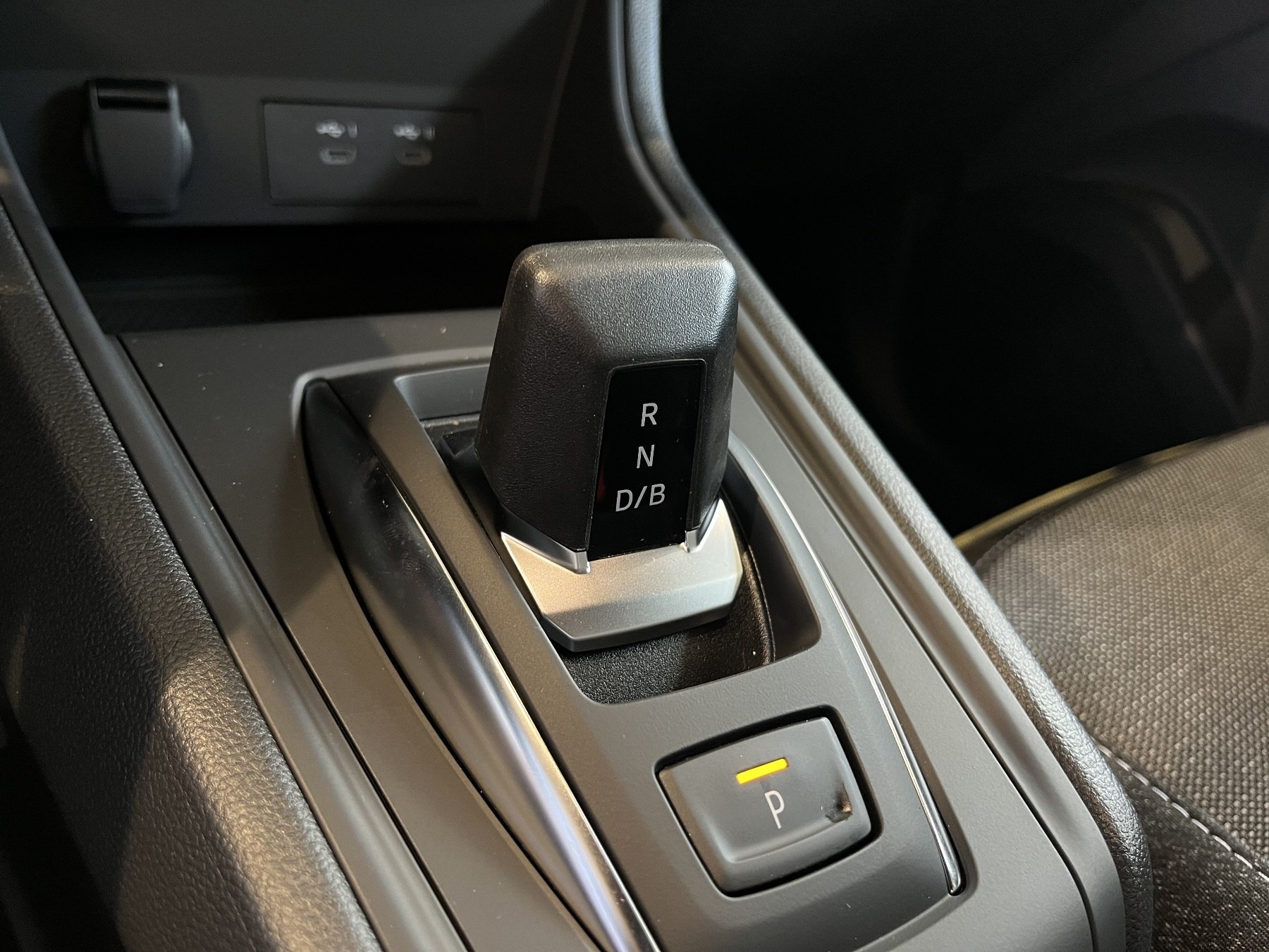 Bild 35 - Captur Techno Full Hybrid E-Tech 160