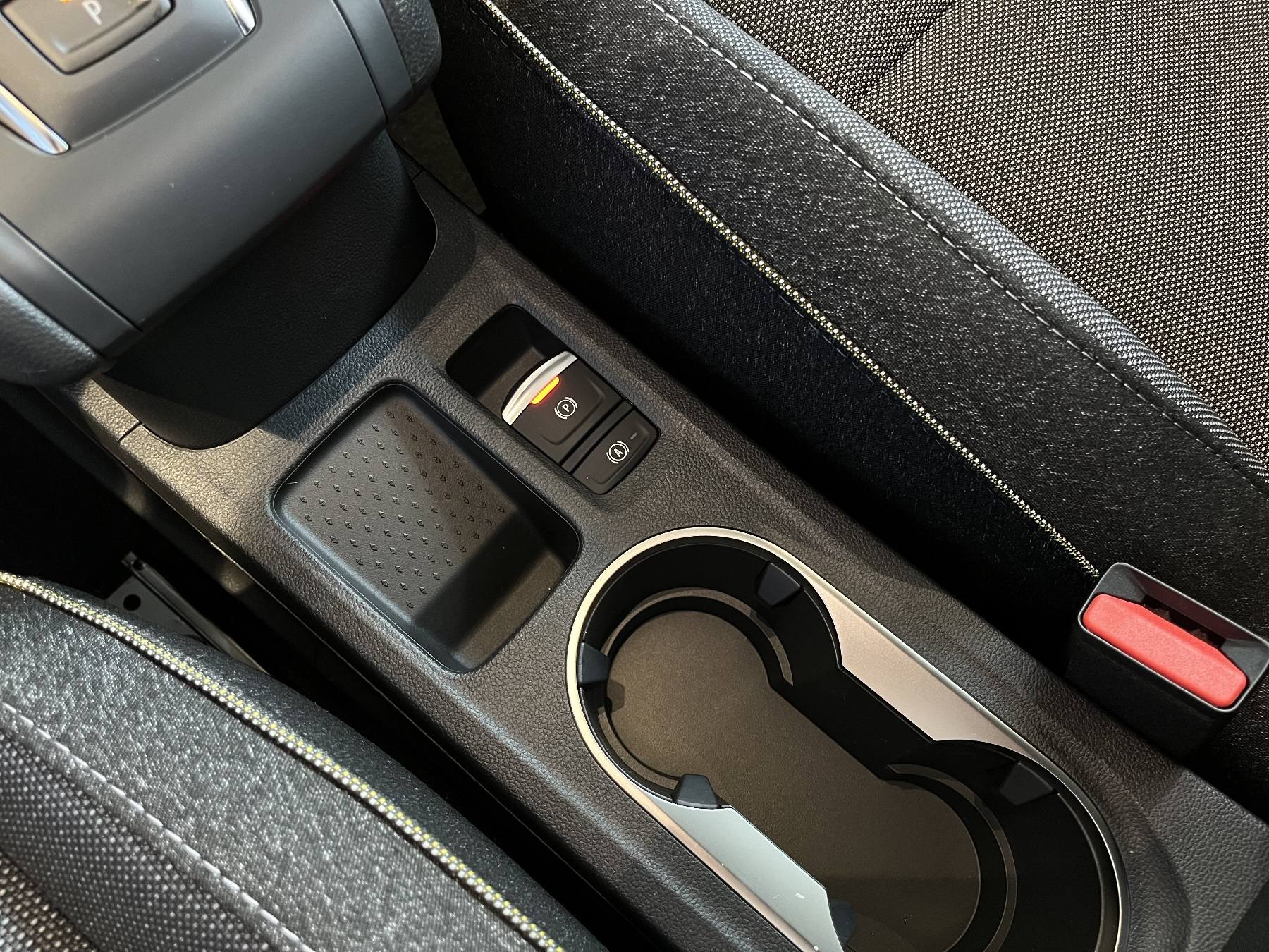 Bild 36 - Captur Techno Full Hybrid E-Tech 160
