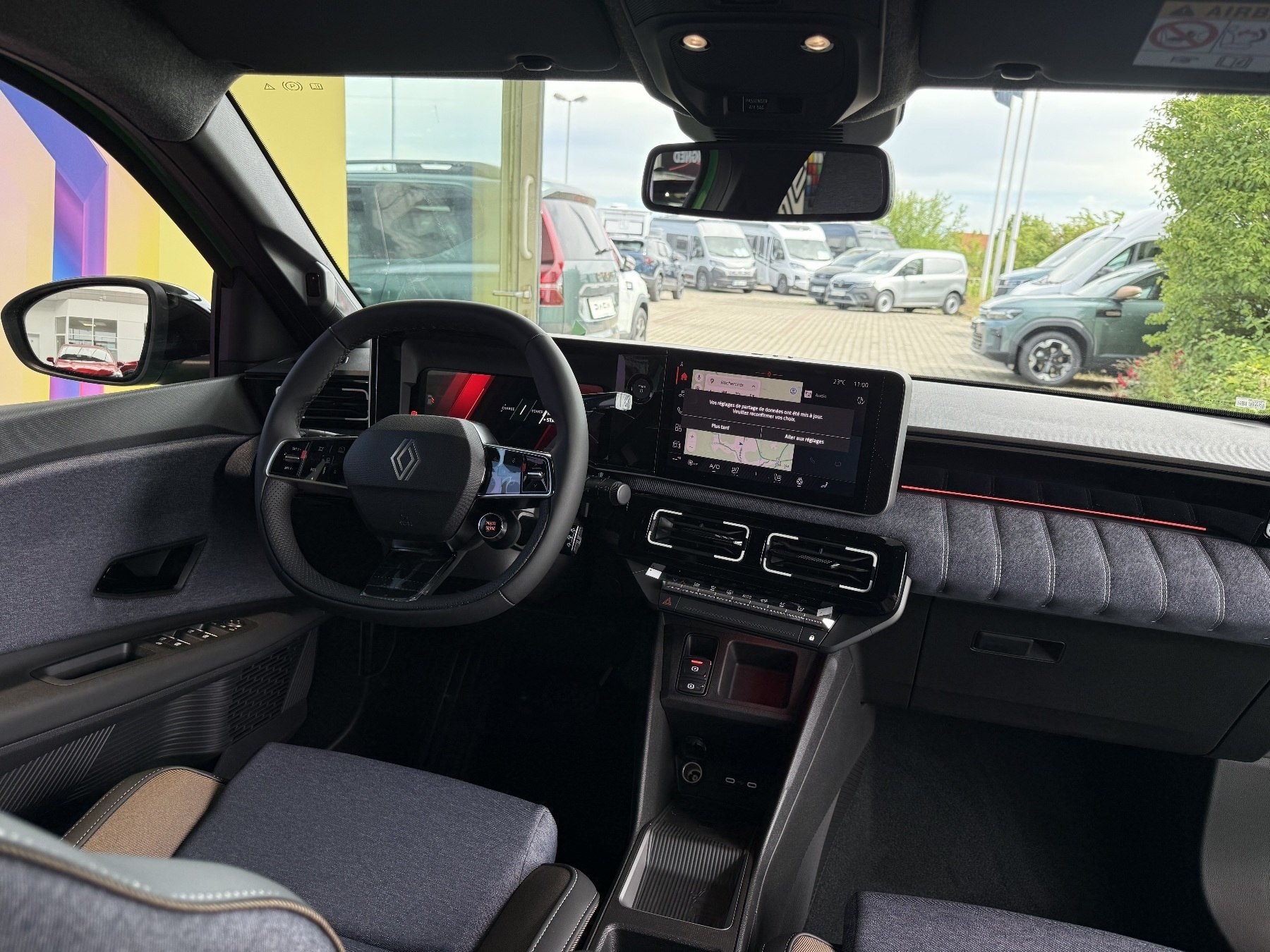 Bild 11 - R 5 E-Tech elektrisch Techno 120 Urban Range