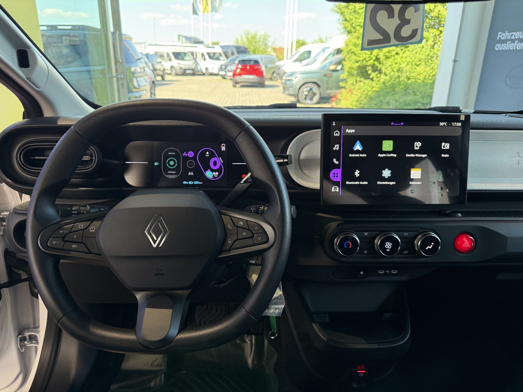 Bild 23 - Twingo E-TECH elektrisch Evolution Urban Range