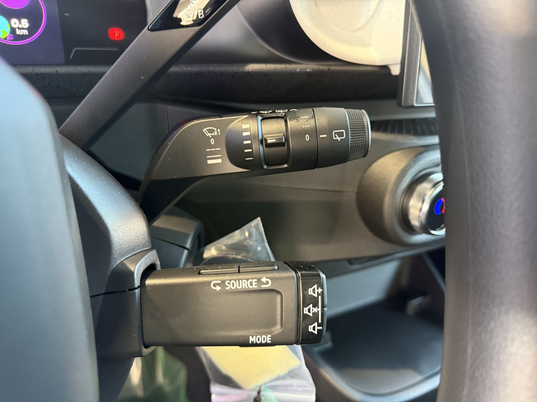 Bild 28 - Twingo E-TECH elektrisch Evolution Urban Range