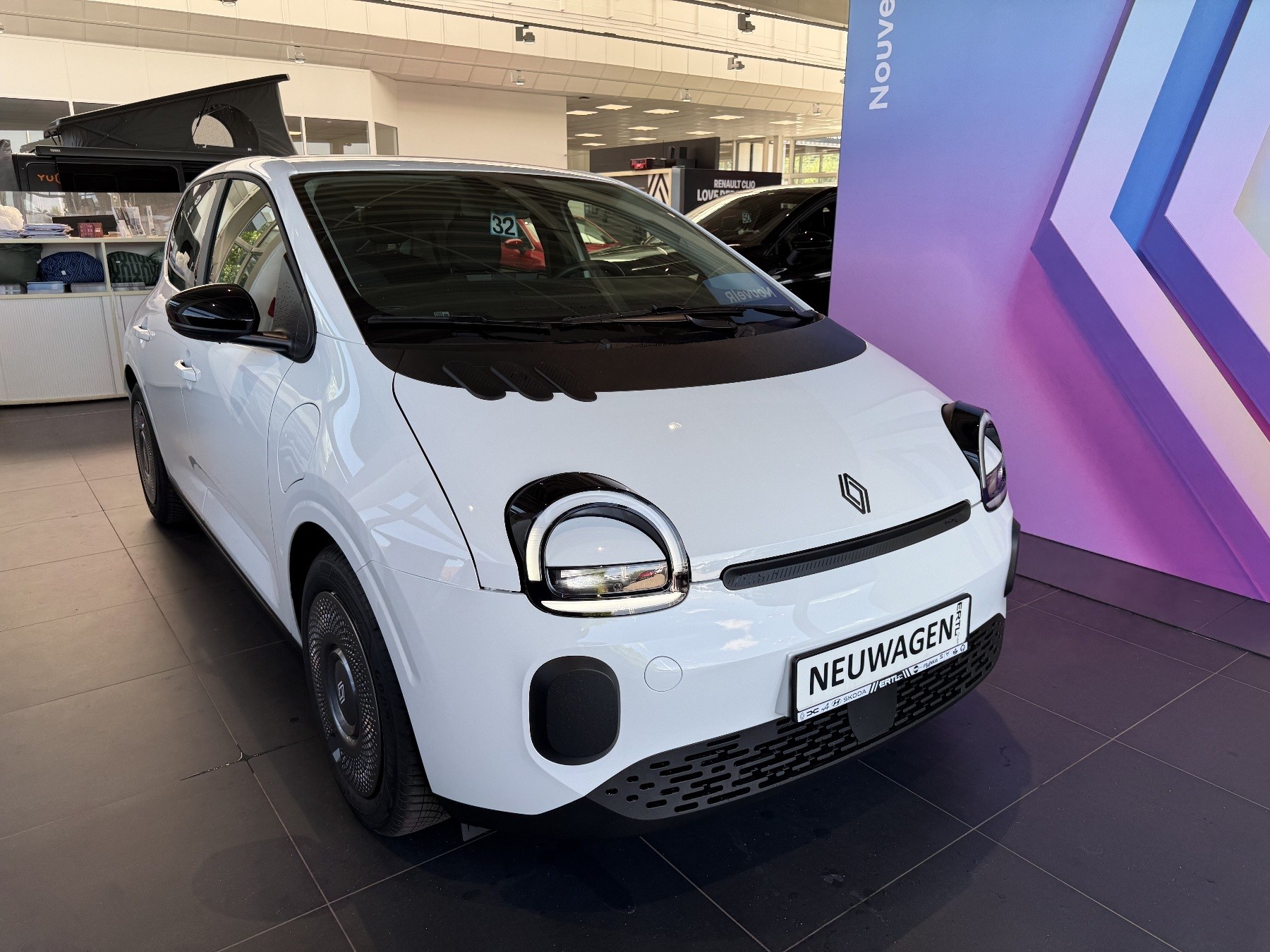 Bild 3 - Twingo E-TECH elektrisch Evolution Urban Range