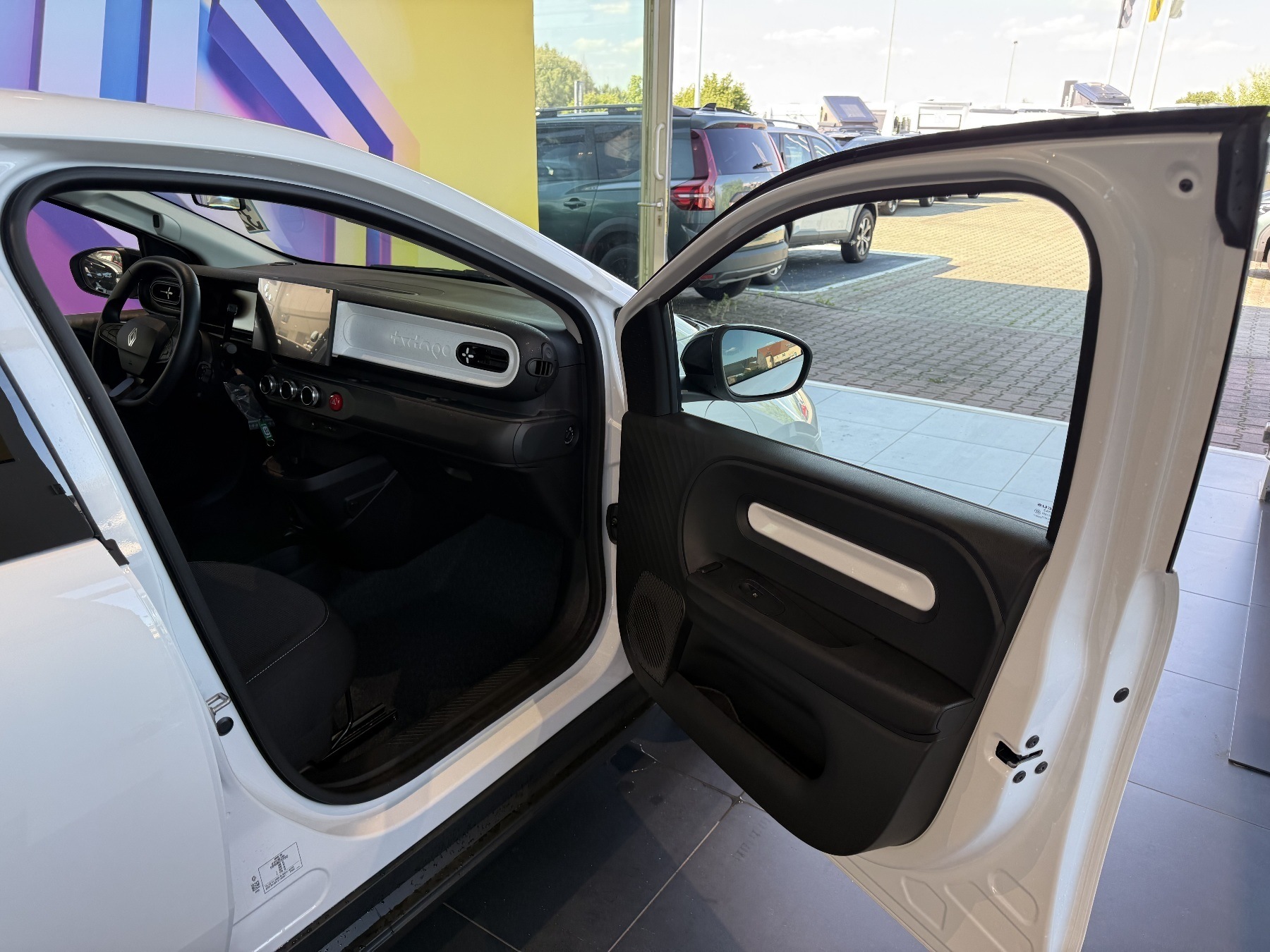 Bild 5 - Twingo E-TECH elektrisch Evolution Urban Range