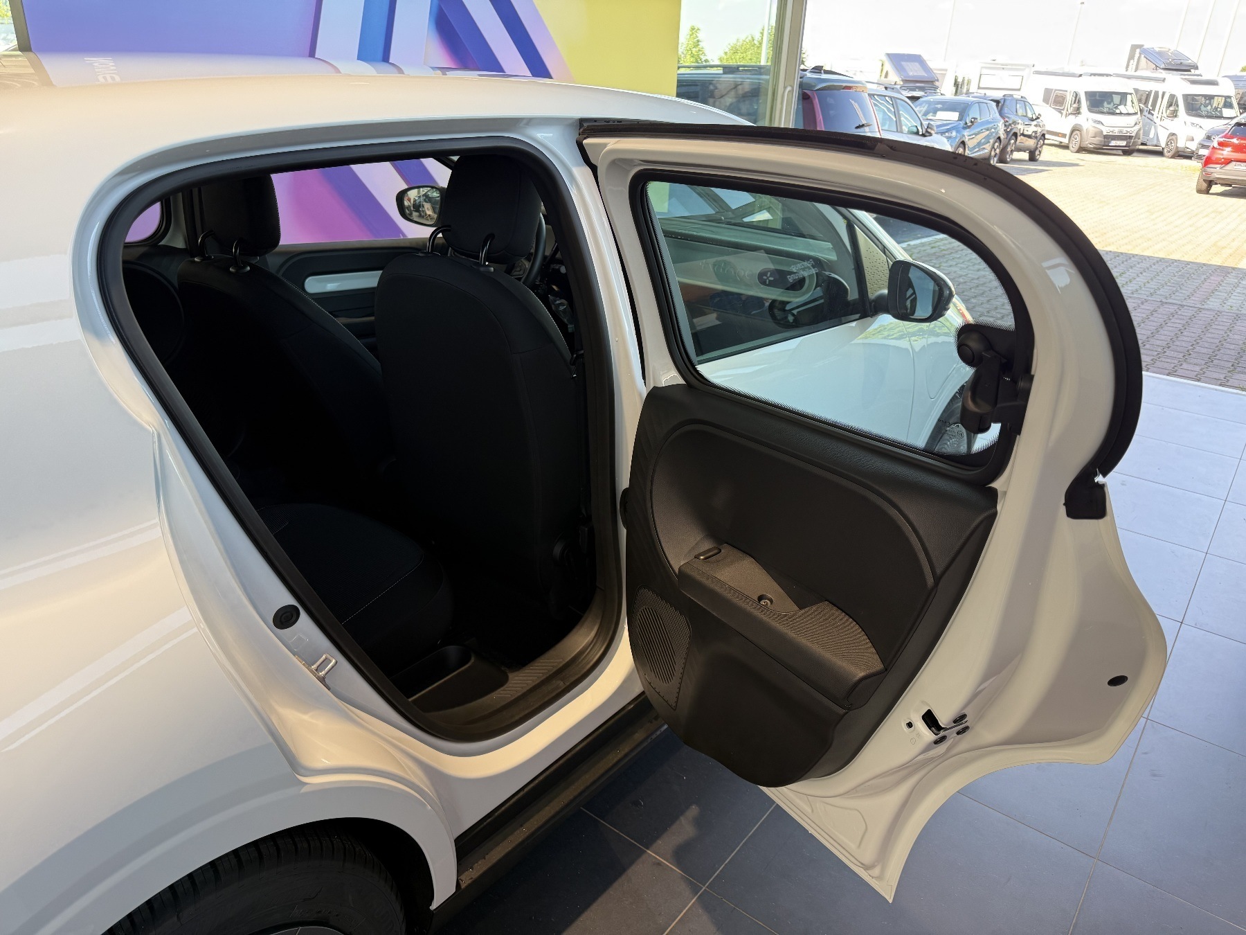 Bild 9 - Twingo E-TECH elektrisch Evolution Urban Range