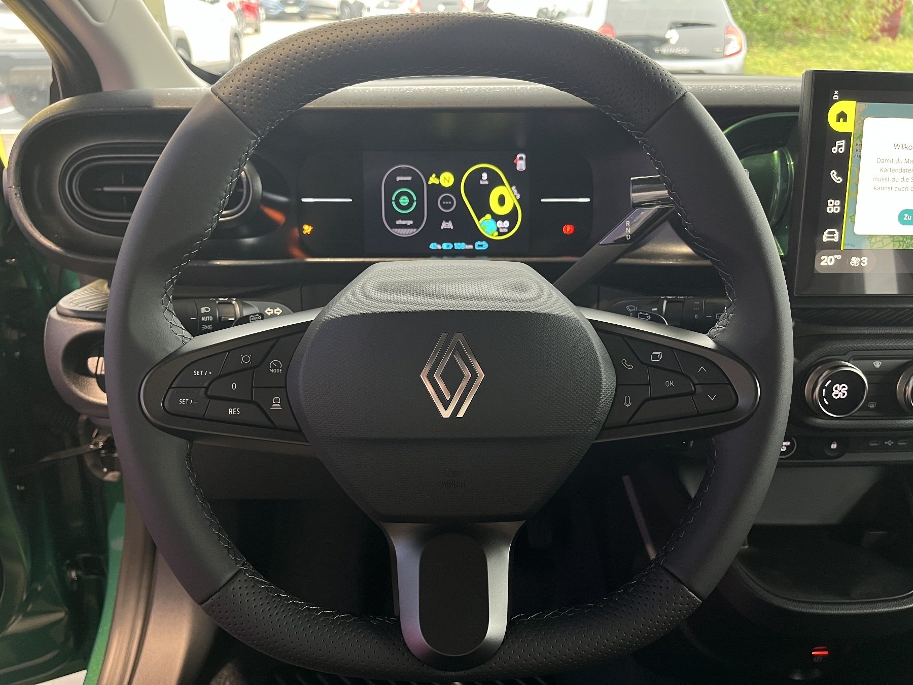 Bild 20 - Twingo E-TECH elektrisch Techno 80hp Urban Range