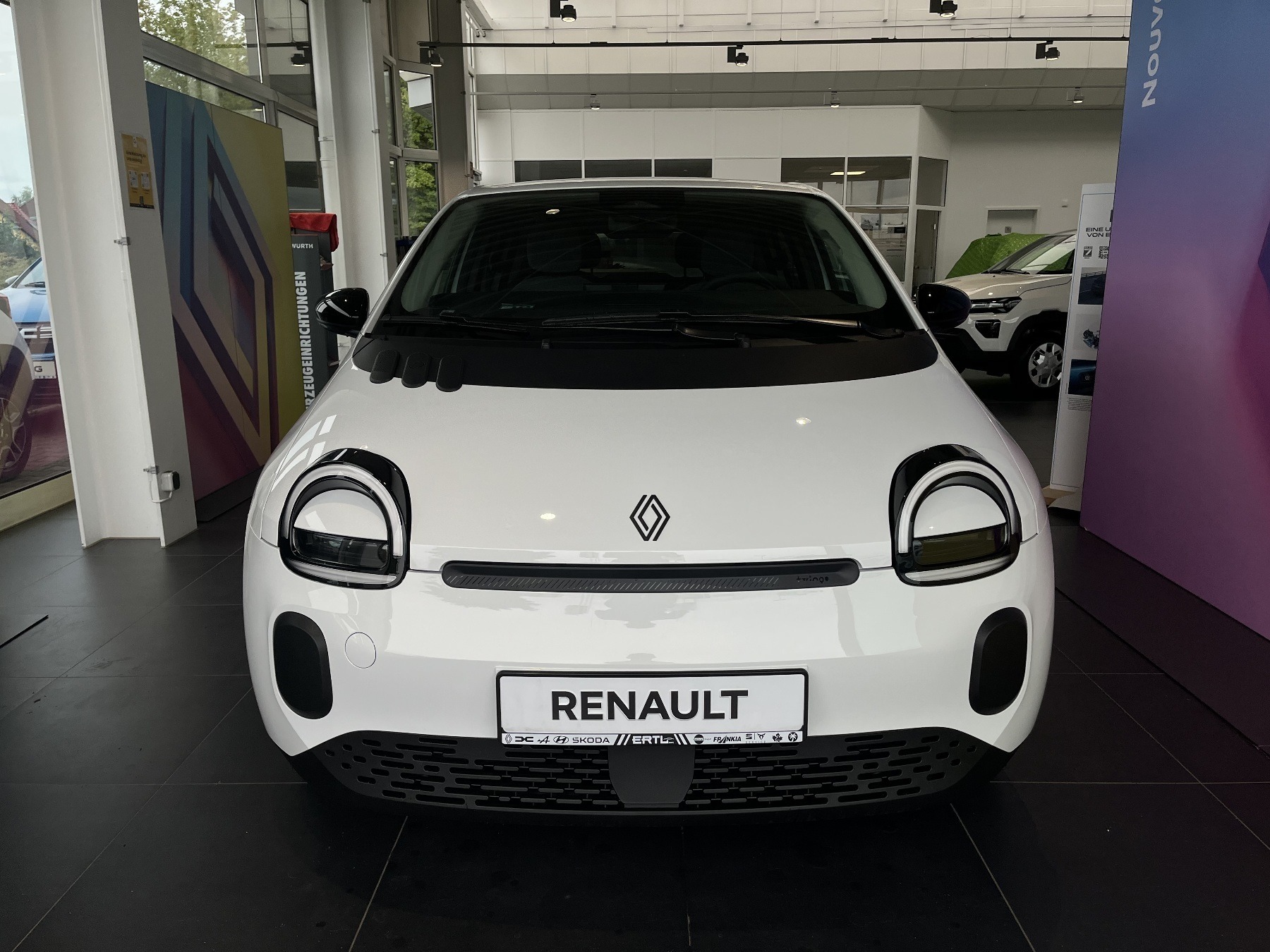 Bild 2 - Twingo E-TECH elektrisch Techno 80hp Urban Range